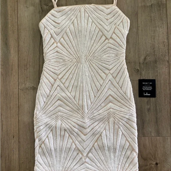 Lulu's Lost In Your Eyes White Sequin Bodycon Mini Dress -NWT - Picture 1 of 9